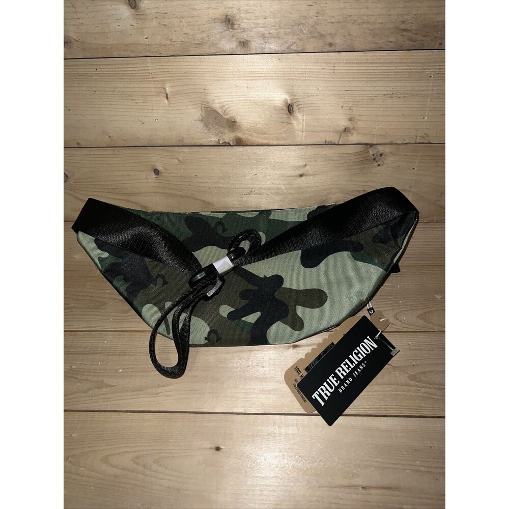 True Religion Camo Fanny Pack Crossbody Green Camo New - Picture 2 of 2
